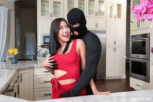 Cặp đôi lái xe đến nơi vắng vẻ Nắc kích thích vl