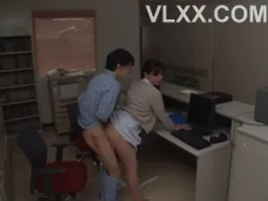 Anh trai vô sinh nhờ thằng em trai giúp vợ yêu mang bầu