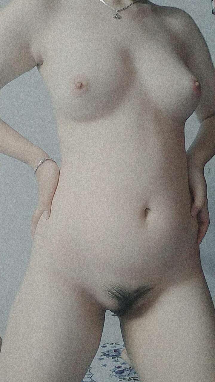 Tắm chung với bố dượng